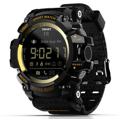 Lokmat MK16 Pantalla LCD 50m Reloj inteligente resistente al agua