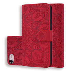 Estuche de cuero en relieve con diseño plega...