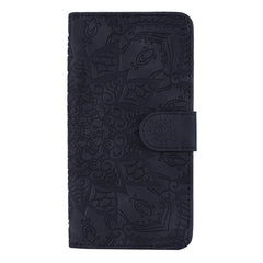 Estuche de cuero en relieve con diseño plega...