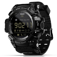Lokmat MK16 Pantalla LCD 50m Reloj inteligente resistente al agua