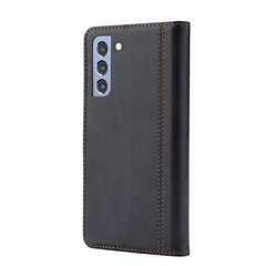 Estuche de cuero con tapa horizontal y cierr...