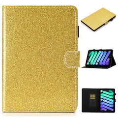 Estuche de cuero con tapa horizontal con pol...