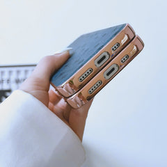 Estuche Nano de Textura de Avestruz de Cuero...