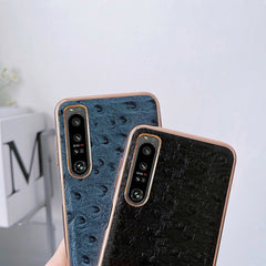 Estuche para teléfono con nanochapado en pie...