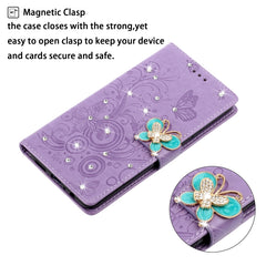 Estuche de cuero en relieve con mariposa de ...
