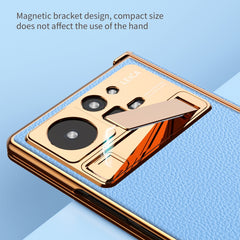 Estuche para teléfono de cuero liso con marc...