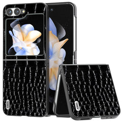 Funda para teléfono con borde negro y patrón...