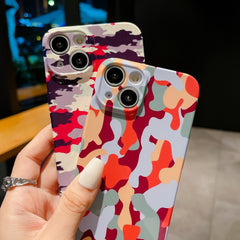 Estuche para PC con patrón de camuflaje y or...