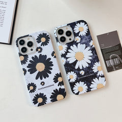 Estuche para teléfono con película de margar...