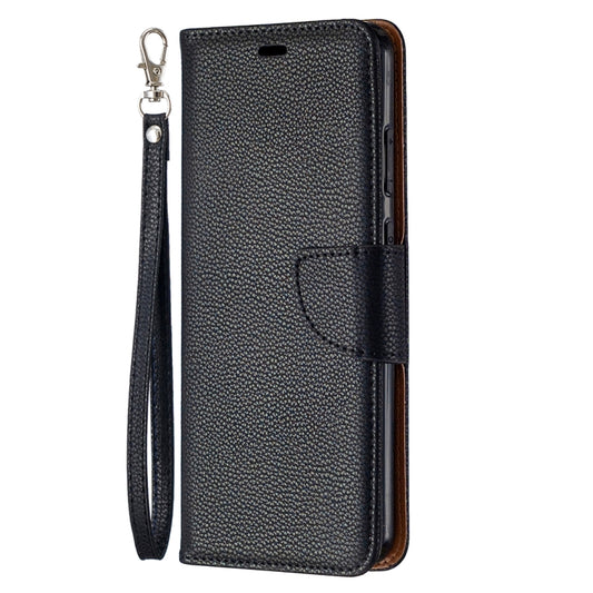 Estuche de cuero con tapa horizontal de colo...