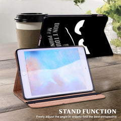 Funda para tableta de cuero pintado con text...