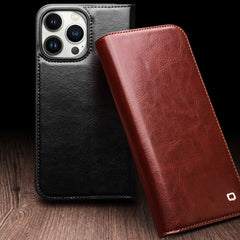 Funda para teléfono QIALINO Classic de cuero...