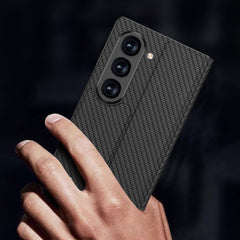 Funda de teléfono de cuero con tapa integrad...