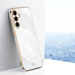 Funda para teléfono de TPU con borde dorado ...