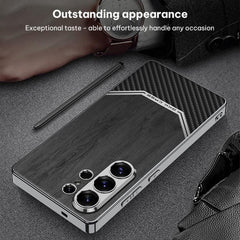 Funda para teléfono con revestimiento de cue...