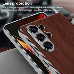 Funda para teléfono con revestimiento de cue...
