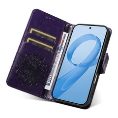 Funda de cuero tipo libro con estampado de g...