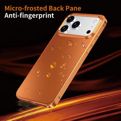 Funda para teléfono con marco metálico y pan...