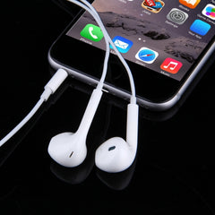 Auriculares con control por cable de 3,5 mm