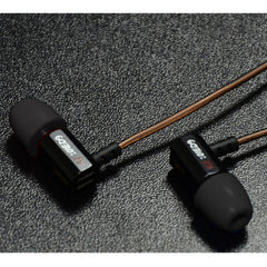 Un par de auriculares de espuma viscoelástica KZ para todos los auriculares internos