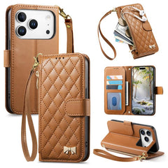 Cartera con cremallera de textura romboidal,...