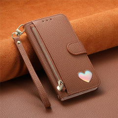 Cartera con cremallera y diseño de corazón d...