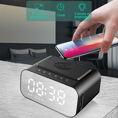 BT510 15W Reloj LED Carga inalámbrica Altavo...