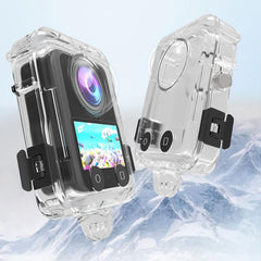 Carcasa sumergible totalmente invisible e im...